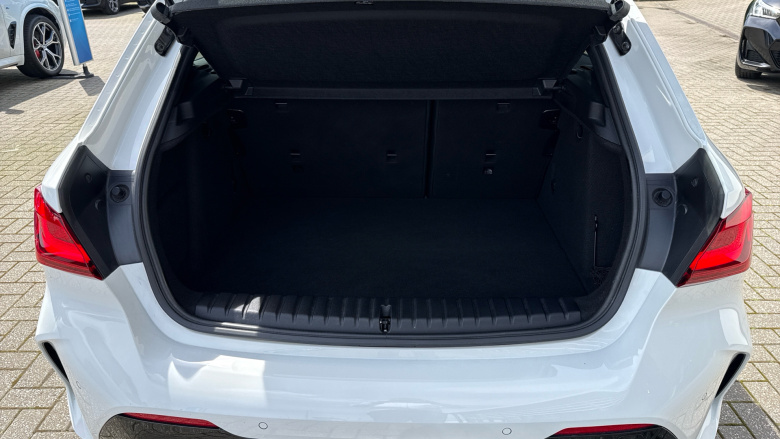 BMW 1 Series 118i [136] M Sport 5dr [Live Cockpit Professional] Petrol Hatchback